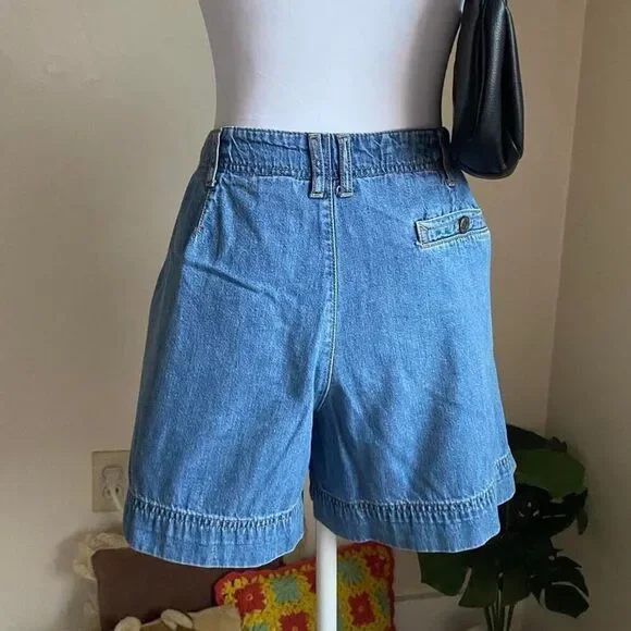 SOLD Liz Claiborne denim shortsSOLD - Picture 8 of 8